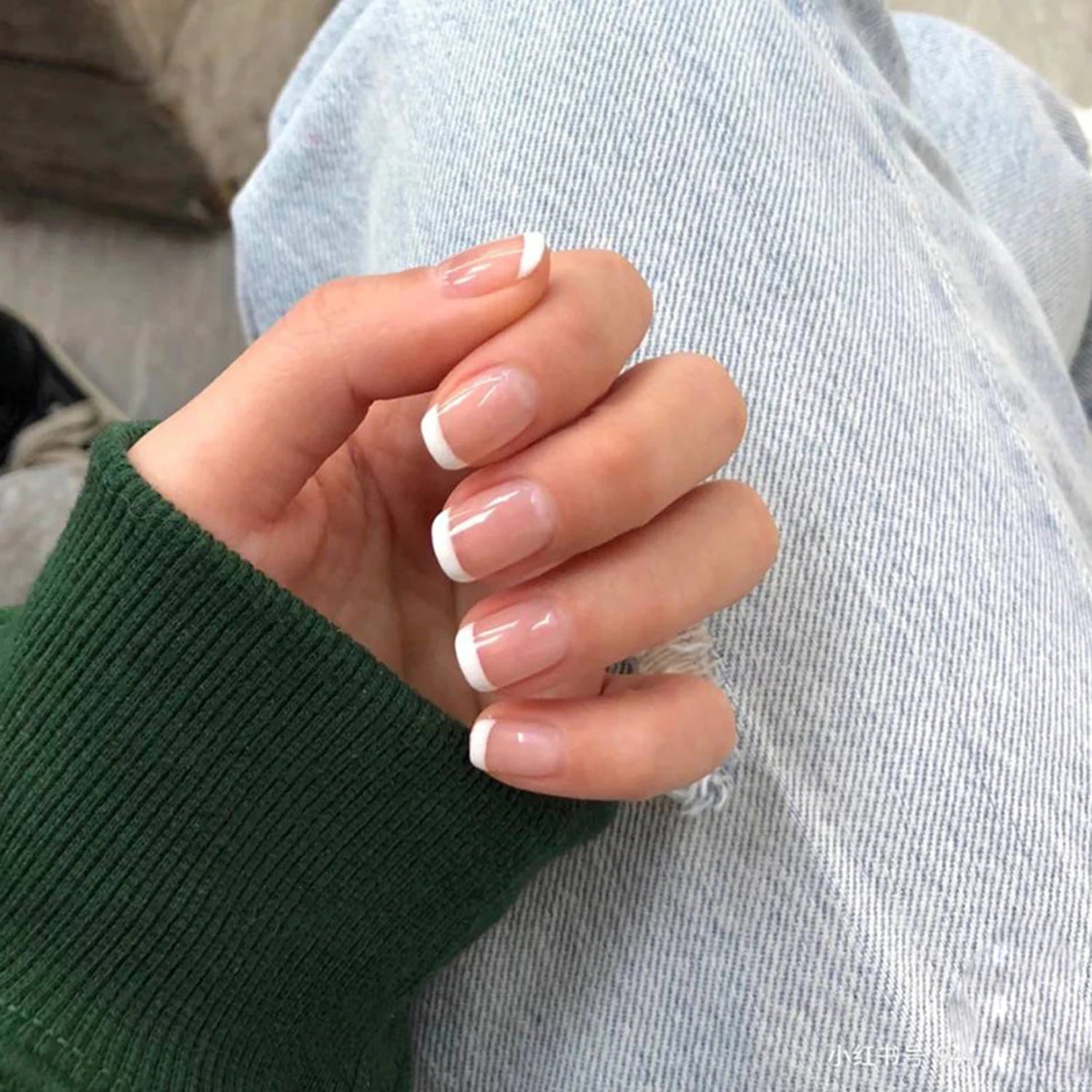 Naked Pink French White Side False Nails Short Simple Nail Beauty Press on Fake Nails Full Cover Artificial Nails Tips