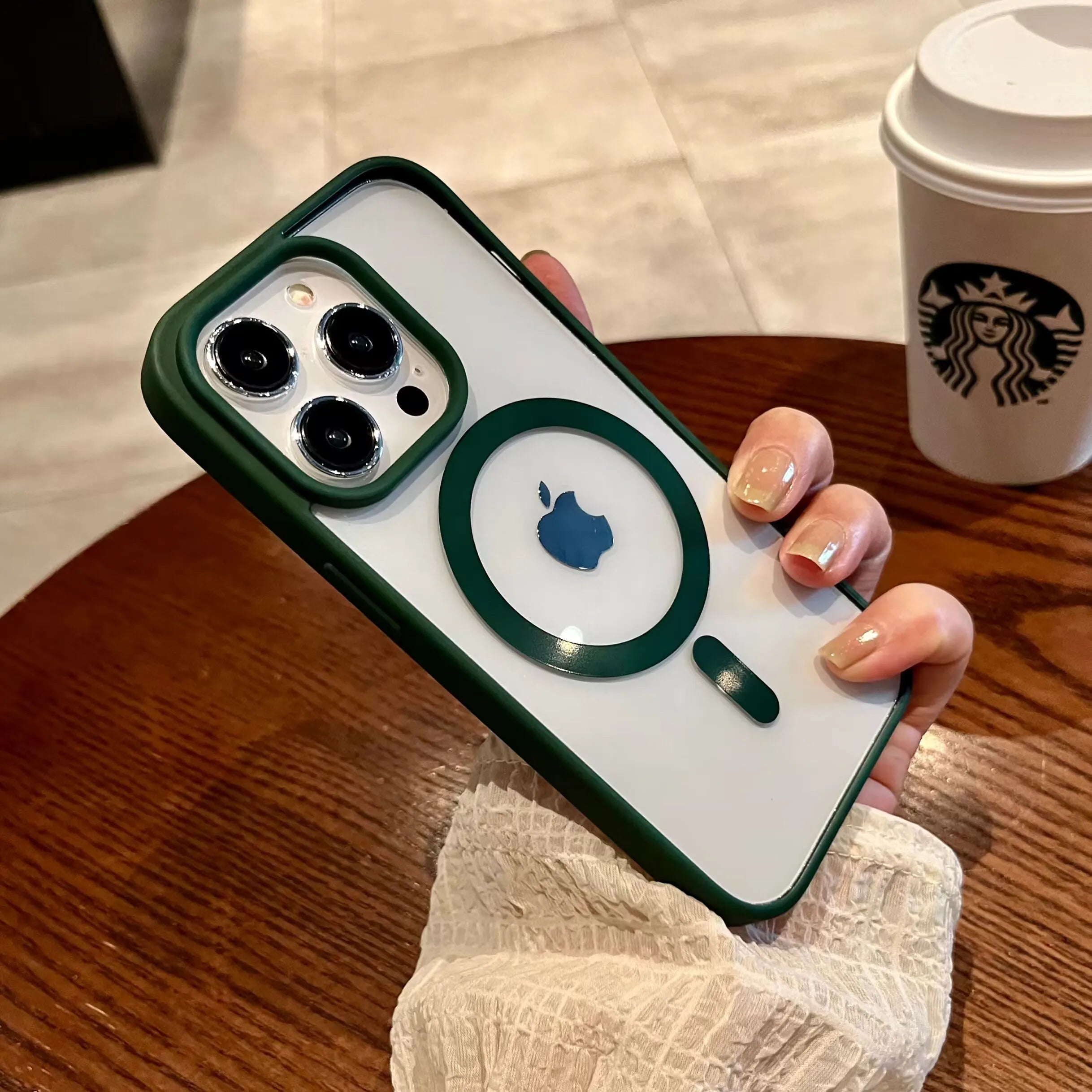 Luxury Magsafe Wireless Charge Phone Case for iPhone 16 15 14 Plus 13 12 11 Pro Max Mini Magnetic Soft Bumper Transparent Cover