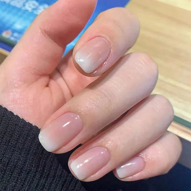 Naked Pink French White Side False Nails Short Simple Nail Beauty Press on Fake Nails Full Cover Artificial Nails Tips