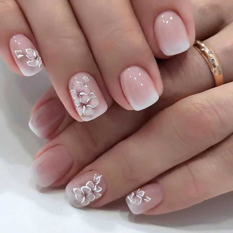 Naked Pink French White Side False Nails Short Simple Nail Beauty Press on Fake Nails Full Cover Artificial Nails Tips