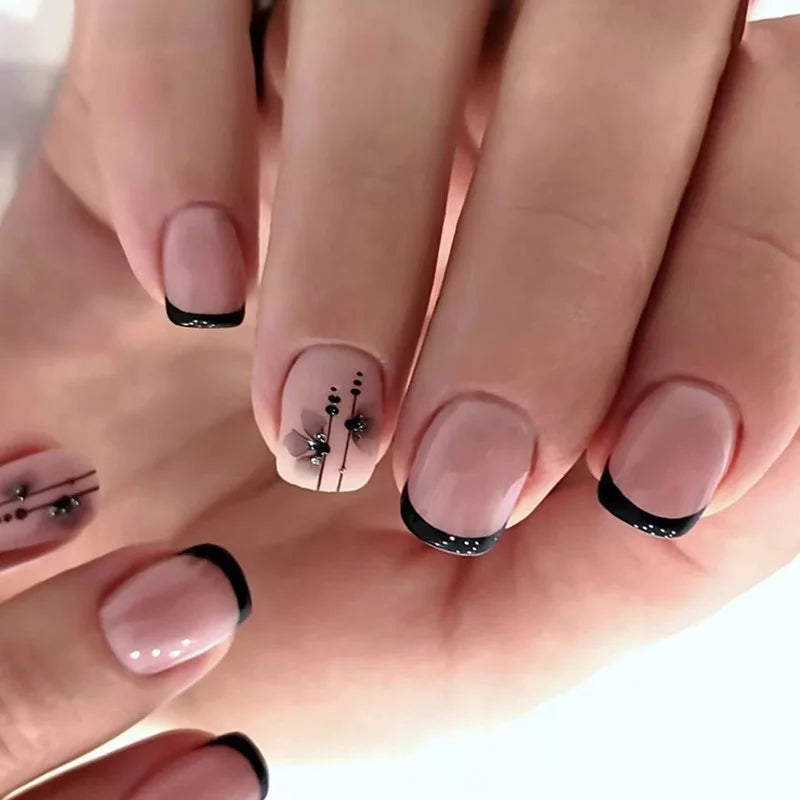 Naked Pink French White Side False Nails Short Simple Nail Beauty Press on Fake Nails Full Cover Artificial Nails Tips