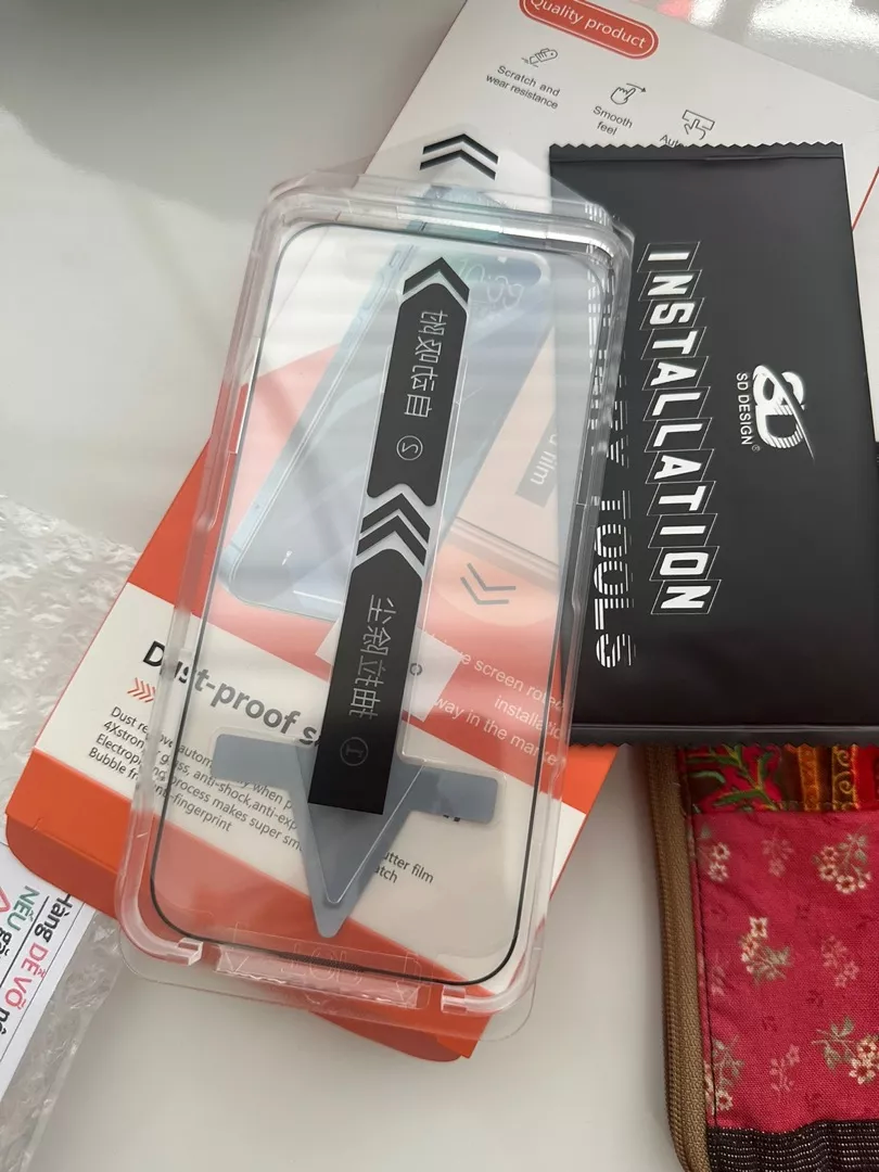 iphone 15 pro screen protector